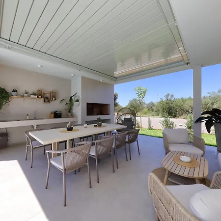 Villa Luxury La Casa With Heated Pool And Sauna Bibinje