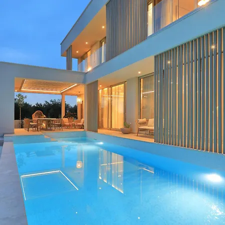 Villa Luxury La Casa With Heated Pool And Sauna