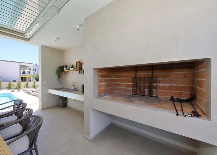 Villa Luxury La Casa With Heated Pool And Sauna