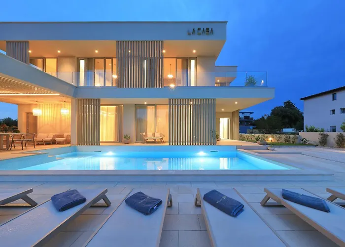Villa Luxury La Casa With Heated Pool And Sauna *