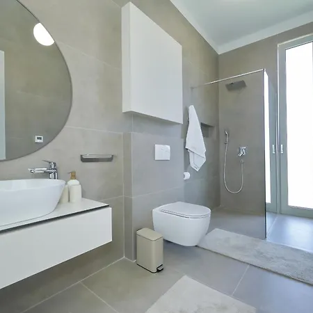 Villa Luxury La Casa With Heated Pool And Sauna *