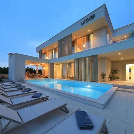 Luxury La Casa With Heated Pool And Sauna * Bibinje