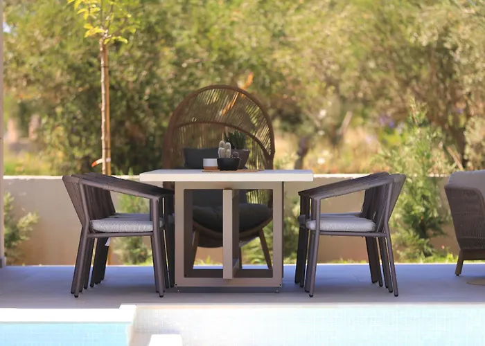 Luxury La Casa With Heated Pool And Sauna ビビニェ
