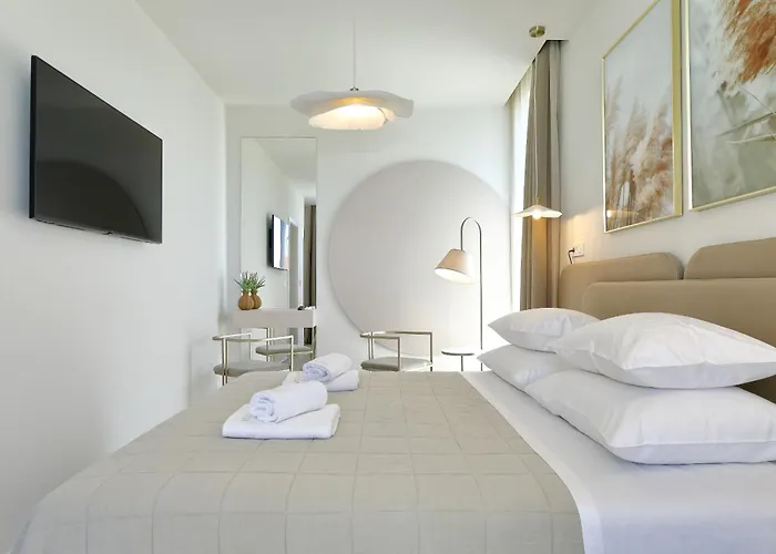 Villa Luxury La Casa With Heated Pool And Sauna *