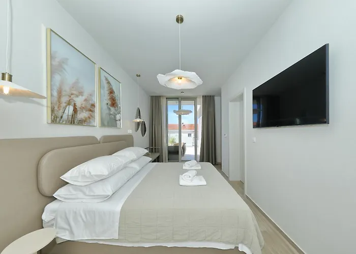 Villa Luxury La Casa With Heated Pool And Sauna *
